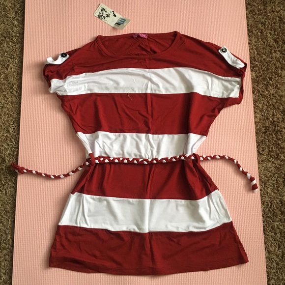 Striped shirt. Waist shaping, ties on back - Picture 1 of 3