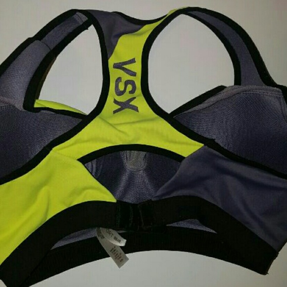 Like New Victoria Secret Bra - Picture 2 of 2