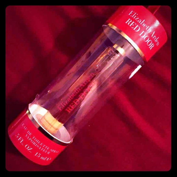 Red Door Perfume