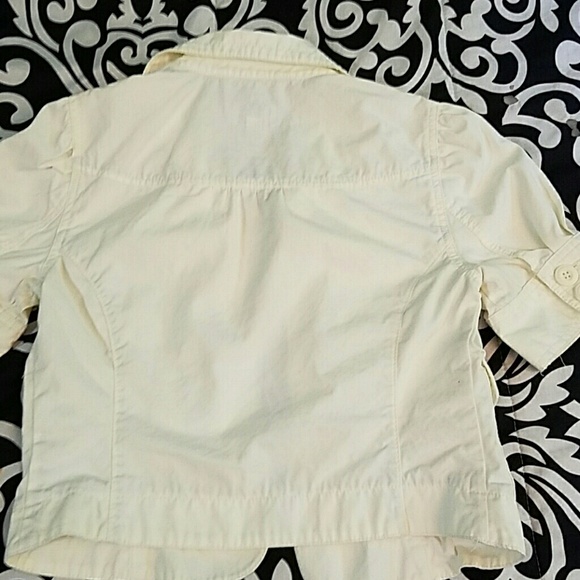 White short sleeve button up - Picture 3 of 4