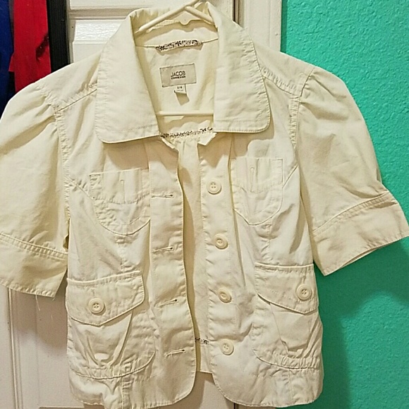 White short sleeve button up - Picture 4 of 4