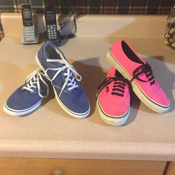 Shoes - Picture 3 of 4