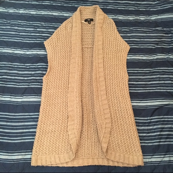 Tan Sweater with Gold Accent - Picture 2 of 4