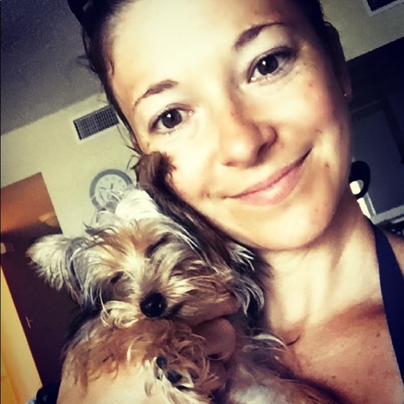 Meet your Posher, Kori - Picture 3 of 7