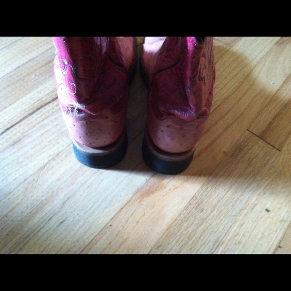 Lucchese Pink Ostrich 81/2 - Picture 3 of 3