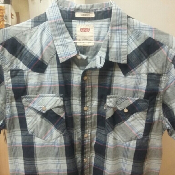 Levis shirt