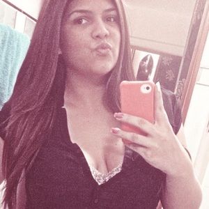 Meet your Posher, Carla