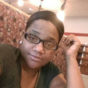 Meet your Posher, Kimesha