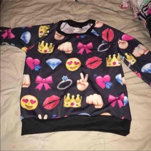 Emoji sweater💕😘💋