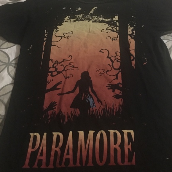 Band t shirt paramore