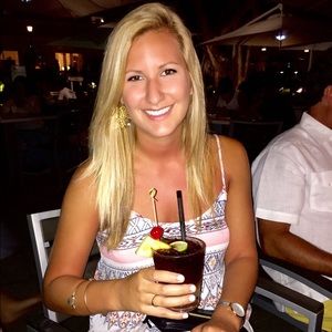 Meet your Posher, Hope