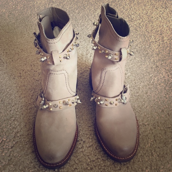 sam edelman spiked boots