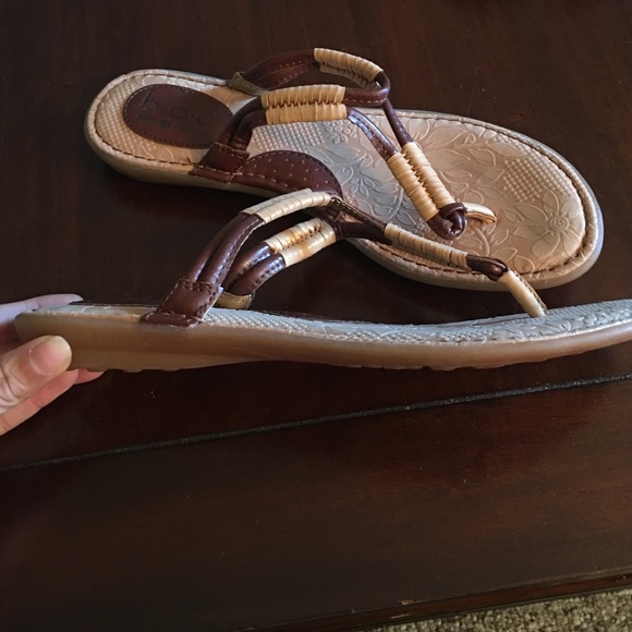 Sandals - Picture 2 of 3