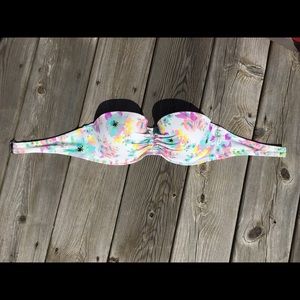 Victoria's Secret swim top. Work 2-3 times.