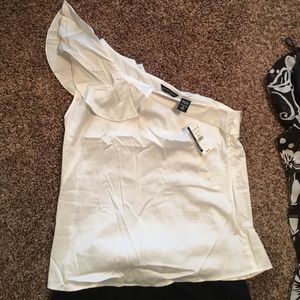 One shoulder top with Ruffles