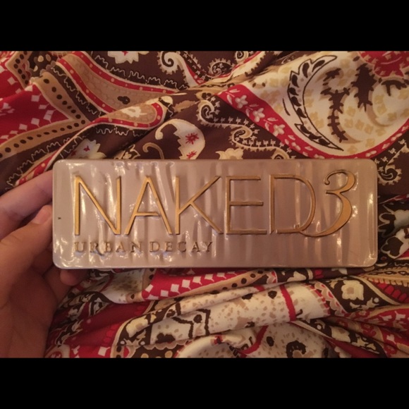 REAL Naked 3 pallet!