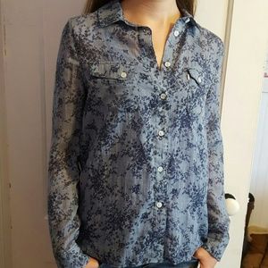 Levi's basic floral button-down