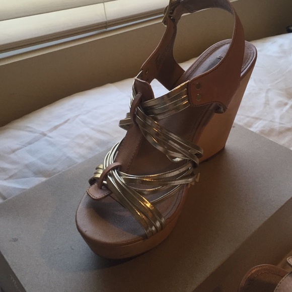 ✨Steve Madden Wedges - Picture 3 of 3