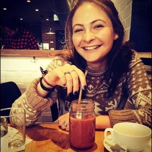 Meet your Posher, Tara