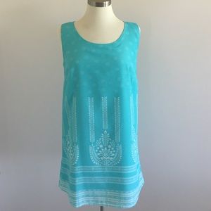 Blue and white printed flowy shift dress