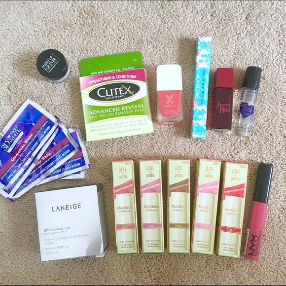 Huge Makeup Bundle!