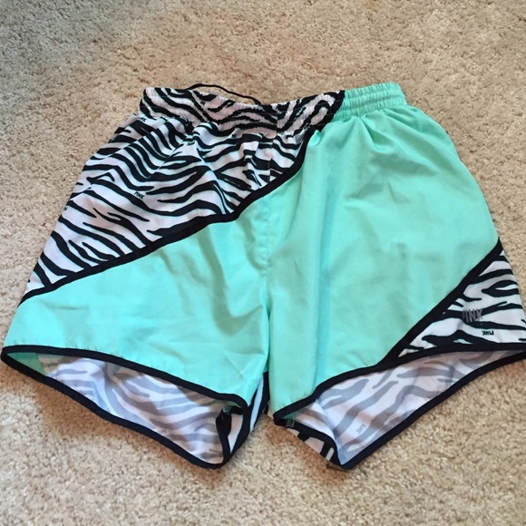 Pink vs shorts