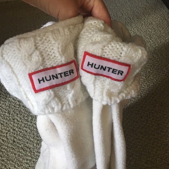 2 pairs tall white knit hunter boot socks