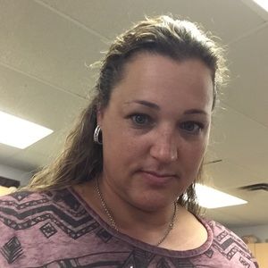 Meet your Posher, Courtney