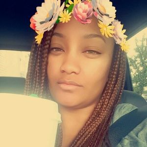 Meet your Posher, Teandrea