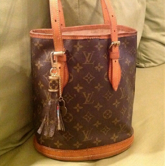 Authentic Louis Vuitton Petite Bucket