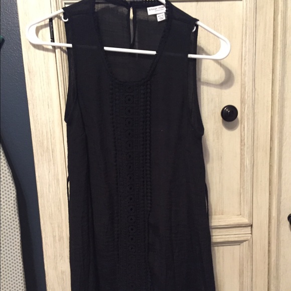 Black maternity blouse.