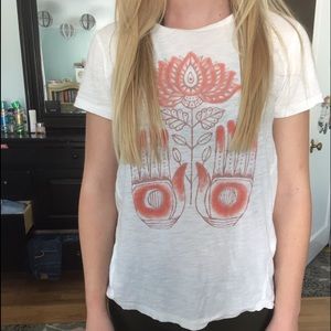 Lucky lotus brand Hasma hand tee