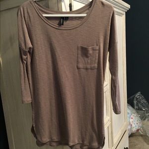 Tan quarter-length top