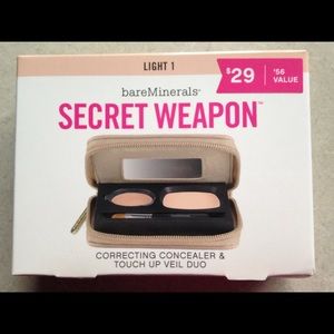 NIB bareMinerals Secret Weapon Kit Light 1