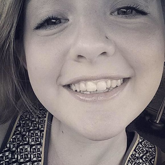 Meet your Posher, Kayla - Picture 1 of 1