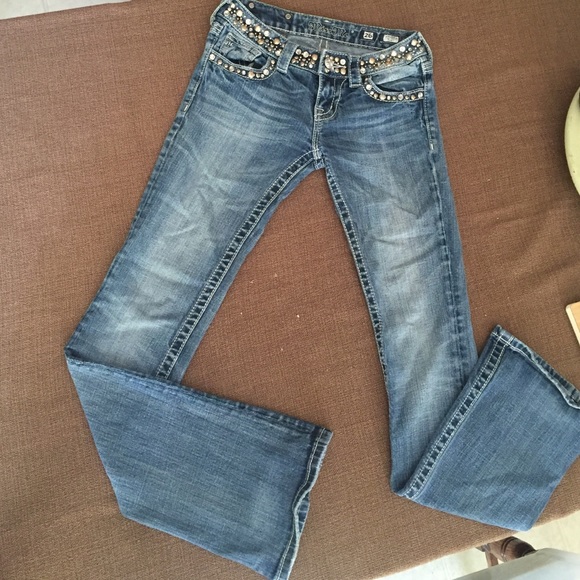Great condition miss me's just too small for me.
