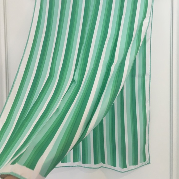 Scarf - Picture 2 of 3