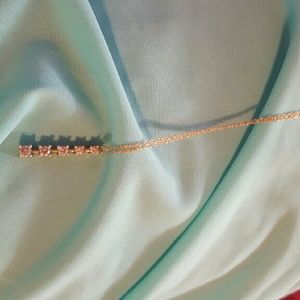 14 kt gold diamond necklace