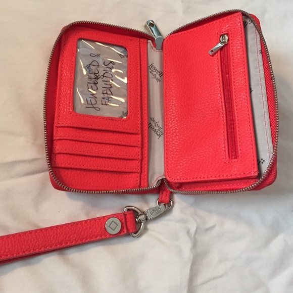 Wristlet - Picture 2 of 2