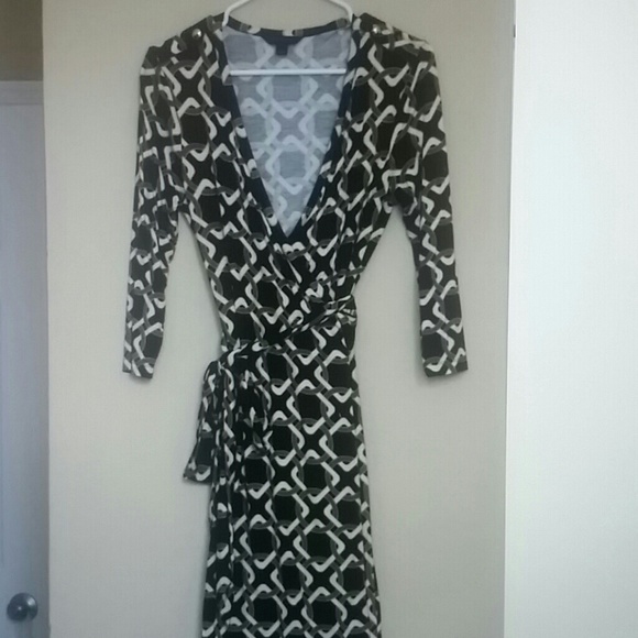 Dress - Picture 1 of 1