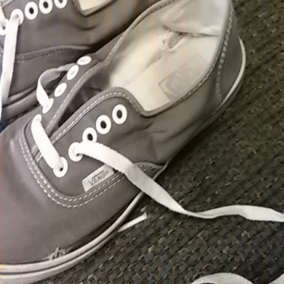 Vans - Picture 4 of 4
