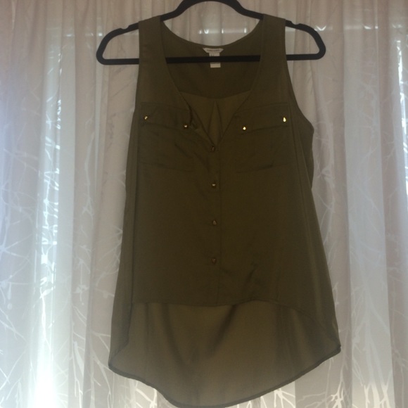 Army Green Top W/ Longer Back