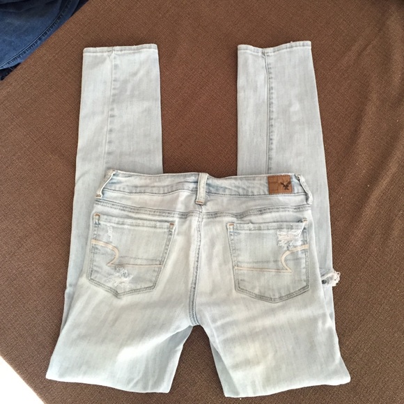 Too small - Picture 2 of 3