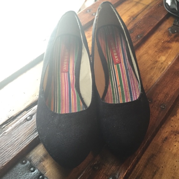 Kitten heels