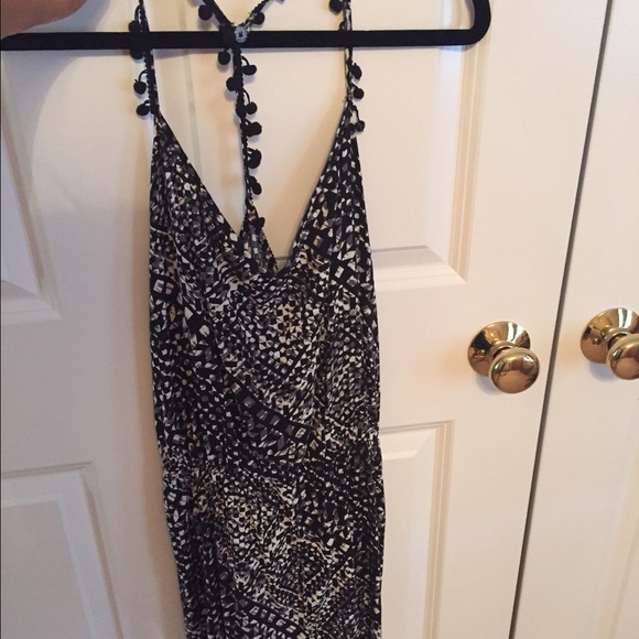 Tribal-print romper - Picture 2 of 4