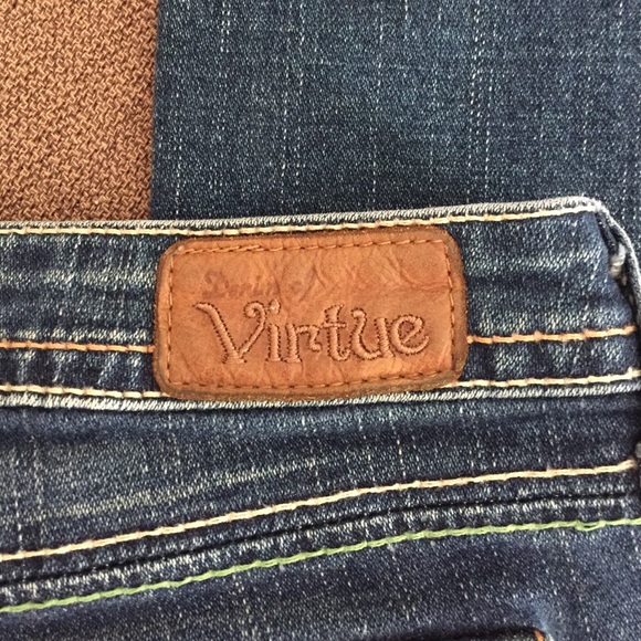 Too small - Picture 4 of 4