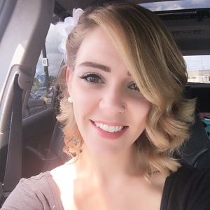 Meet your Posher, Brie