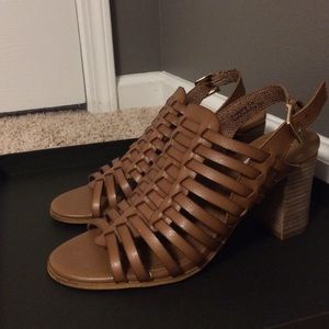 STEVE MADDEN SandalHeels-Worn Only Once! WedgeHeel