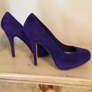 Steve Madden Traisie Blue Suede Pump