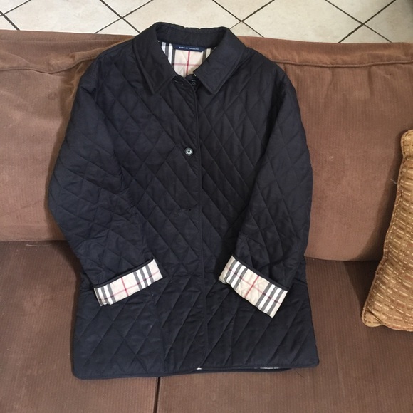 Burberry Quilted Jacket and Gucci messenger bag.